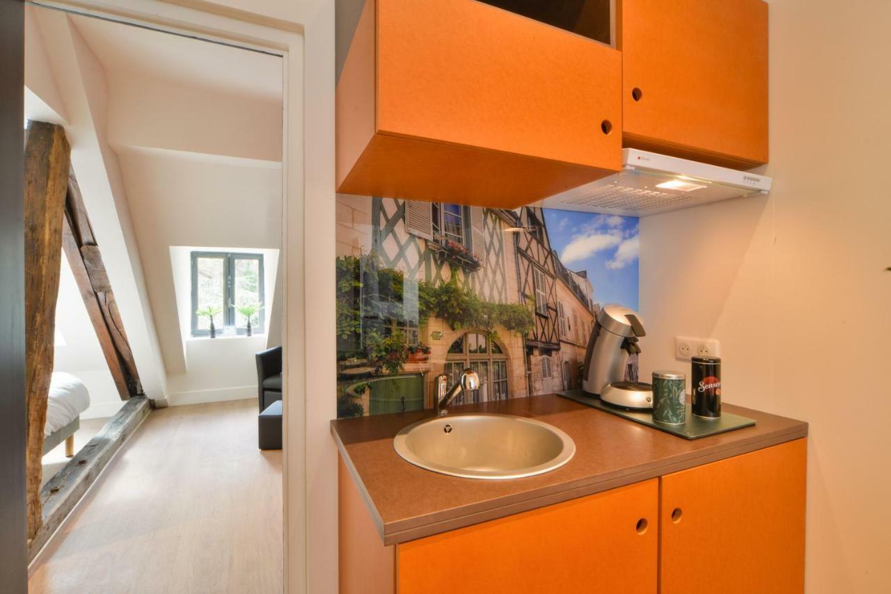 Puits De Jouvence, Au Coeur Des Commerces บัวร์ ภายนอก รูปภาพ