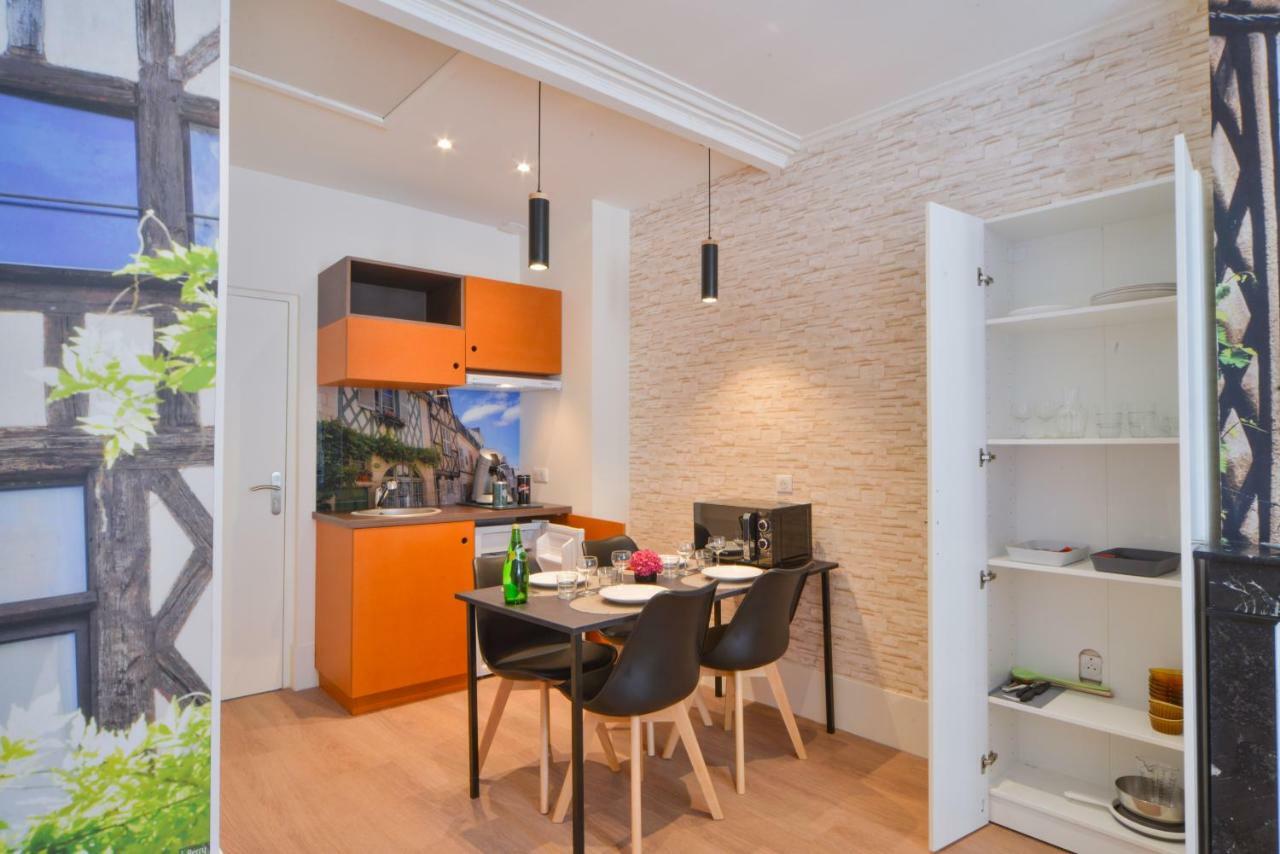 Puits De Jouvence, Au Coeur Des Commerces บัวร์ ภายนอก รูปภาพ
